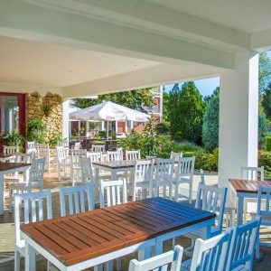 открита част на ресторант - хотел Longosa